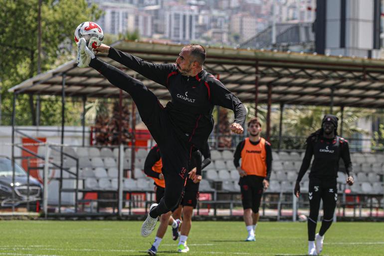 Samsunspor deplasmanda oynayacakları RAMS Başakşehir maçına hazırlanıyor