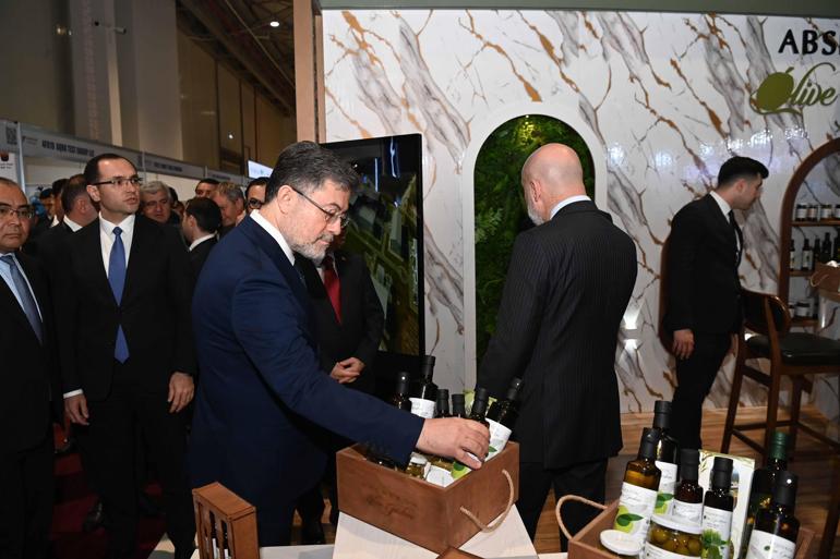 Bakan Yumaklı, Azerbaycan’da