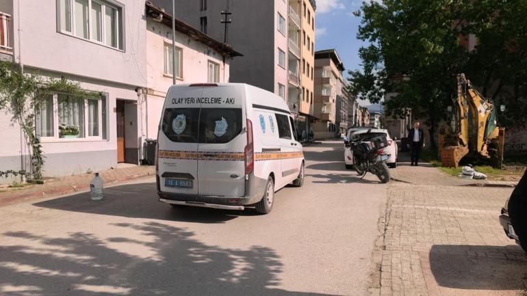 Bursa’da silahlı alacak kavgası kamerada: 1 yaralı