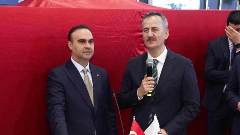 Bakan Kacır: 12 milyar dolar düzeyinde olan potansiyel dış ticaret açığını kapama imkanına sahip olacağız