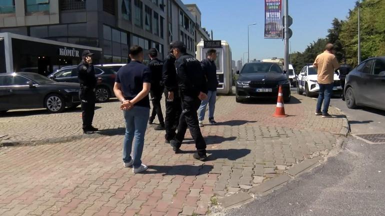 Başakşehirden aracından inerken silahlı saldırıya uğradı