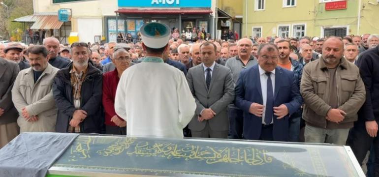 Zihinsel engelli kızına istismar iddiasıyla şikayet için gittiği polis merkezinde fenalaşan anne öldü