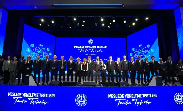 Bakan Tekin: Mesleğe yönlendirmedeki doğru adımlar bize ciddi katkı sağlayacak