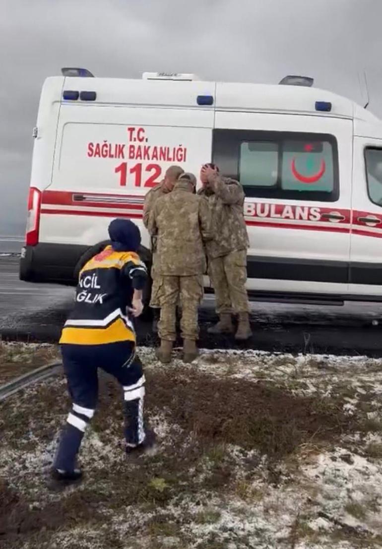 Ardahan’da askeri araç devrildi: 2 astsubay yaralandı