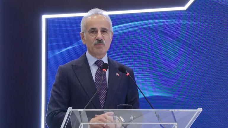 Bakan Kacır: KOBİlerimiz için kredi destek tutarını 20 milyondan 30 milyona çıkarıyoruz