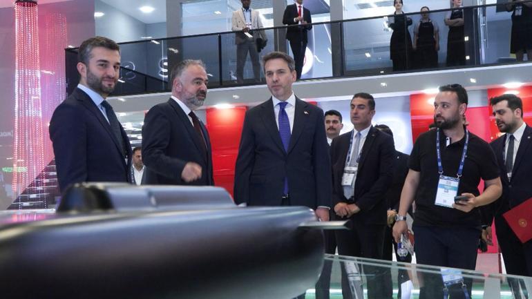 Bakan Bayraktar: Saha Expo bir iftihar vesilesi