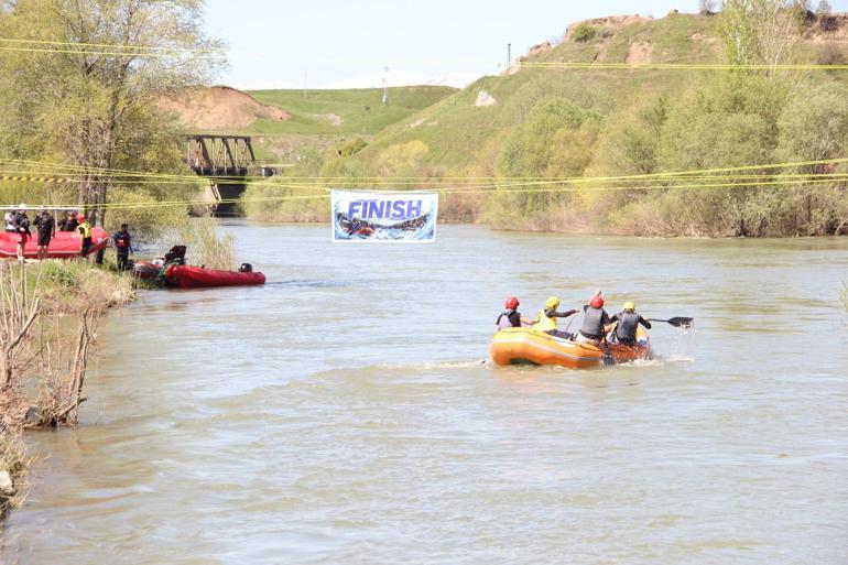 Okul Sporları Rafting Türkiye Şampiyonası, Murat Nehri’nde başladı