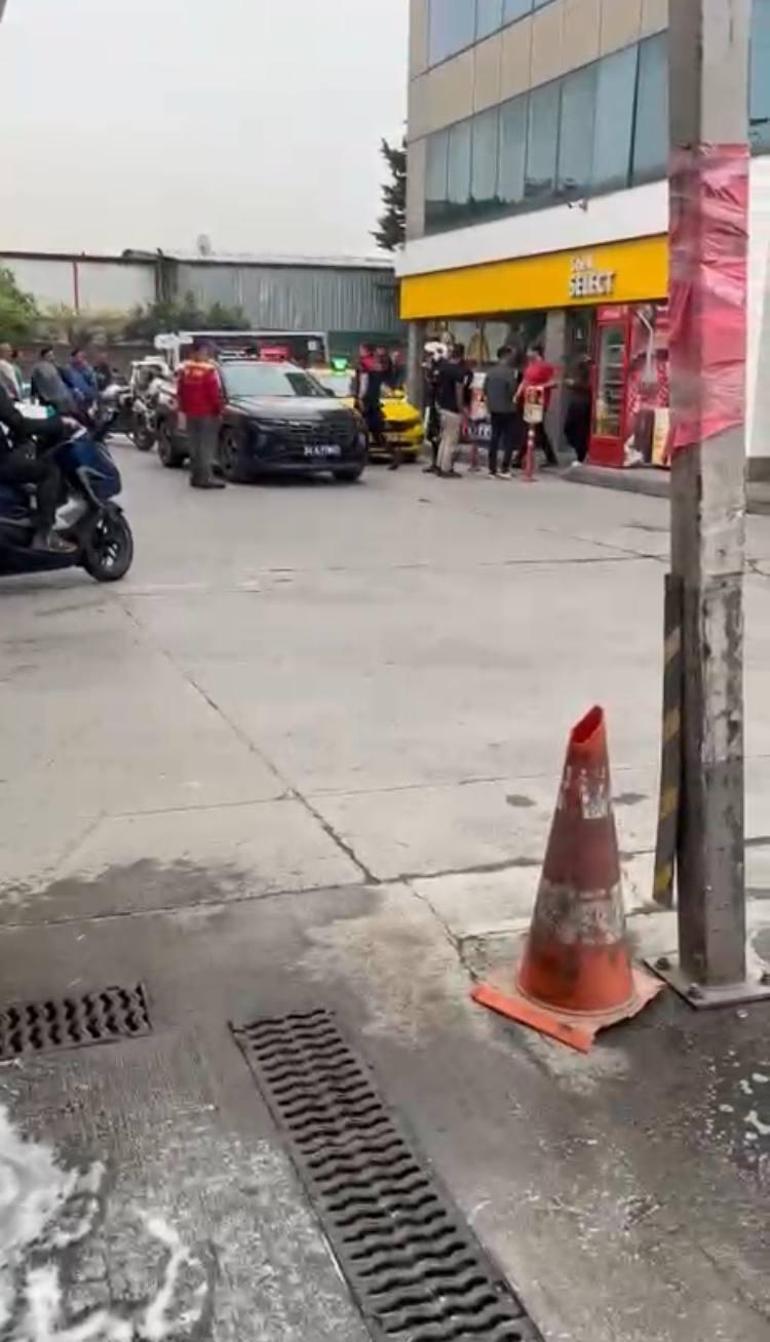 Küçükçekmecede husumetli kişiler arasında silahlı çatışma; 2 şüpheli yakalandı