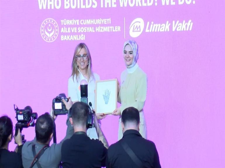 Bakan Göktaş: Kız çocuklarımızın mühendislik alanında daha görünür olmasını çok önemsiyoruz