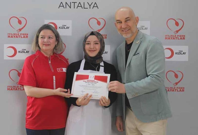 Depremzede kadınlar, Antalyada şeflerle buluştu