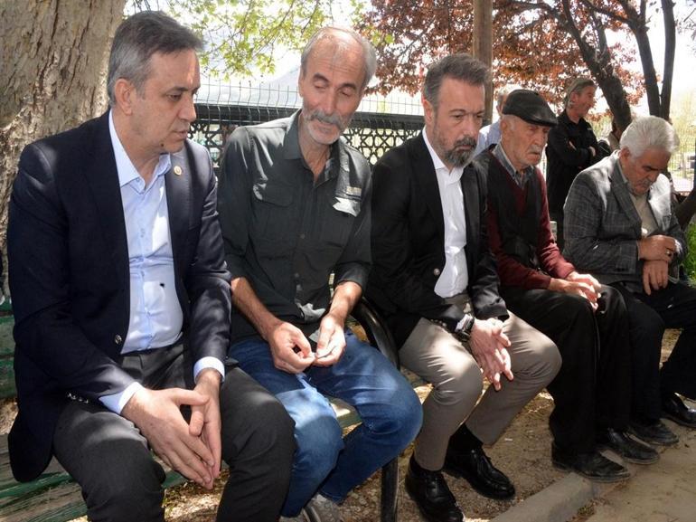 Öldürüldükten sonra cesedi yakılan Kübra, Kahramanmaraşta toprağa verildi