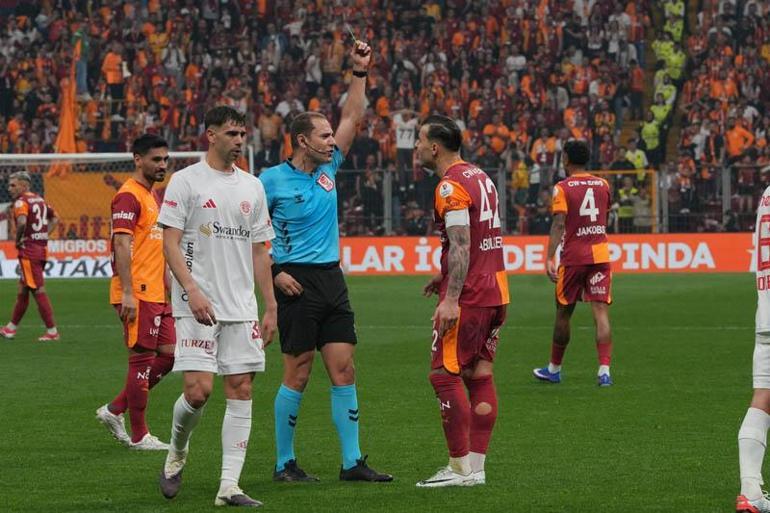 Süper Lig’de şampiyon Galatasaray