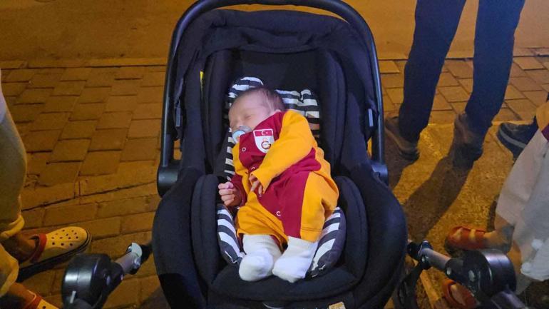 Galatasaray’ın şampiyonluğu Adana’da kutlandı