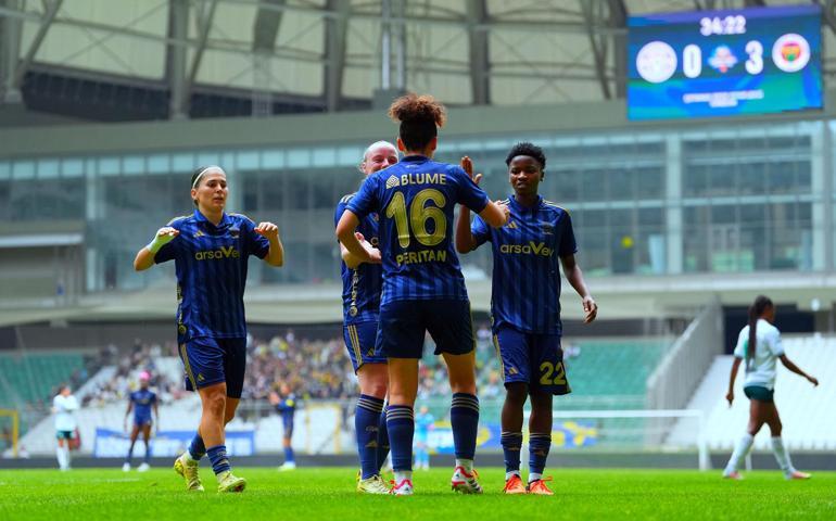 Fenerbahçe arsaVev, Kadın Futbol Süper Liginin şampiyonu oldu