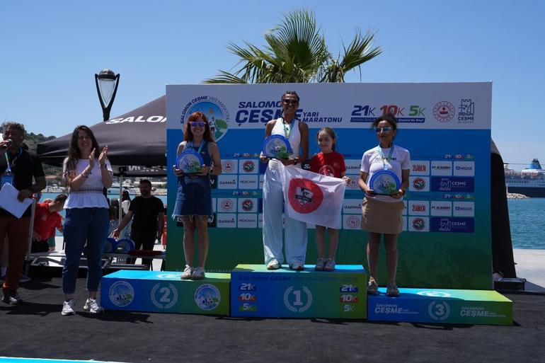 Çeşme Yarı Maratonu’nda ödüller sahiplerini buldu