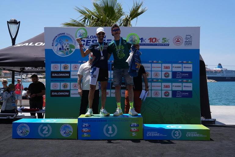 Çeşme Yarı Maratonu’nda ödüller sahiplerini buldu