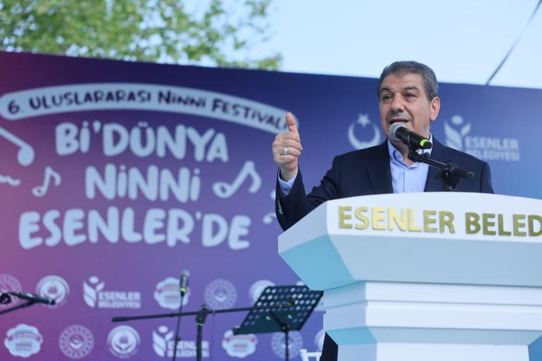‘Uluslararası Ninni Festivali’nde Anneler Günü’ne özel ezgiler seslendirildi