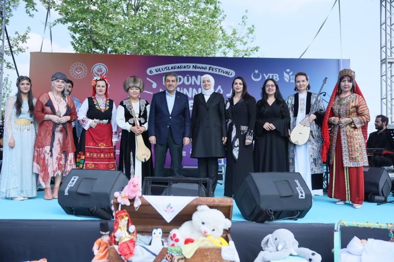 ‘Uluslararası Ninni Festivali’nde Anneler Günü’ne özel ezgiler seslendirildi
