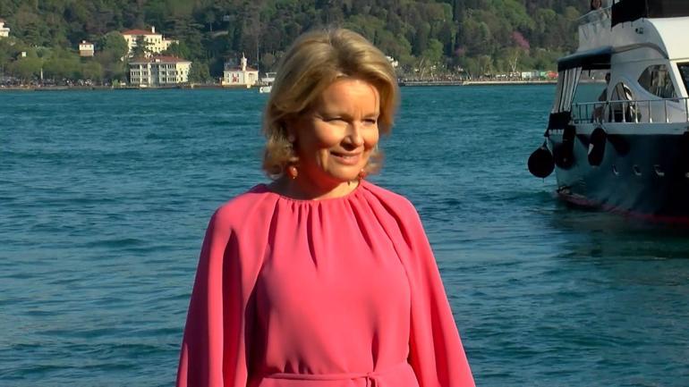 Belçika Kraliçesi Mathilde, Ortaköy’ü ziyaret etti