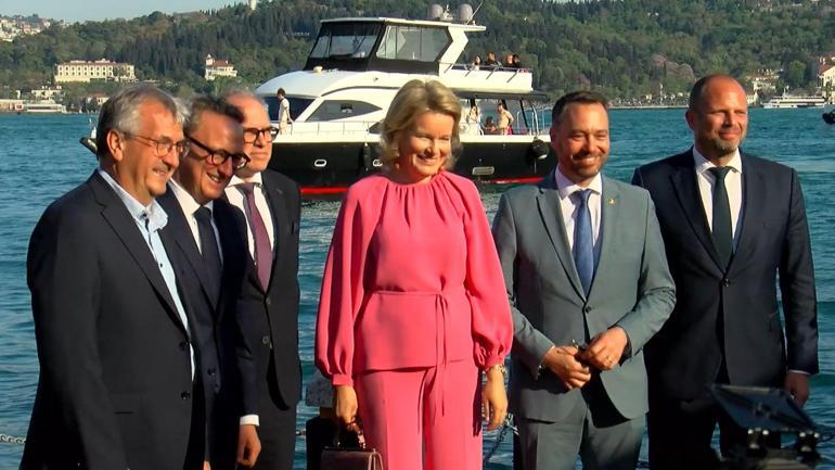 Belçika Kraliçesi Mathilde, Ortaköy’ü ziyaret etti