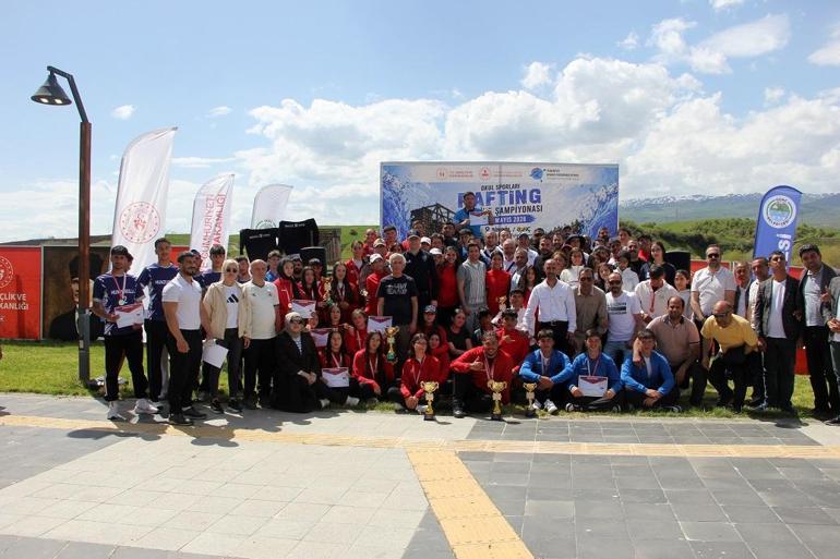 Murat Nehri’nde rafting şampiyonası sona erdi