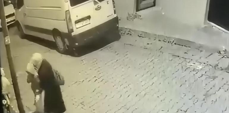 Kağıthane’de 8 yaşındaki çocuk sokakta elektrik akımına kapıldı: Ömrümüzden ömür gitti