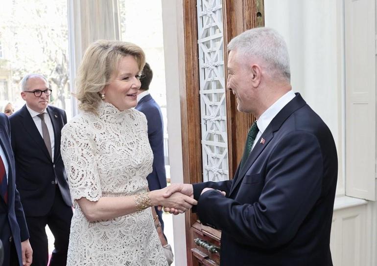 Kraliçe Mathilde, Belçika Başkonsolosluğundaki yatırım paneline katıldı