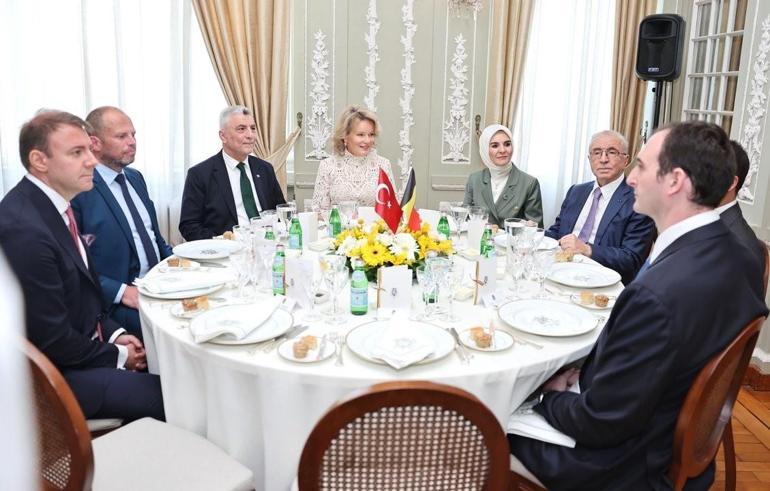 Kraliçe Mathilde, Belçika Başkonsolosluğundaki yatırım paneline katıldı