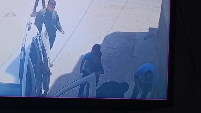 Oğluyla kavga eden 2 çocuğu darbeden babaya gözaltı