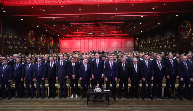 Bakan Bayraktar: Türkiyenin ilk deniz üstü rüzgar YEKA yarışmasını gerçekleştireceğiz