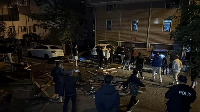 Bartında şiddetli rüzgar çatıyı uçurdu
