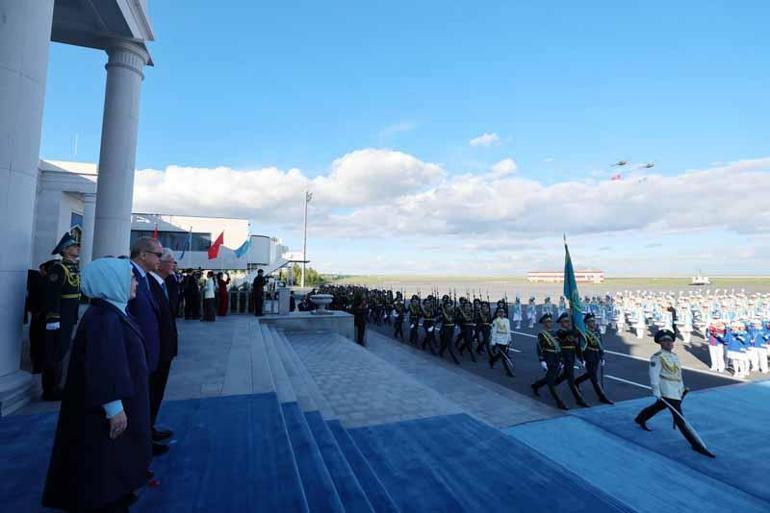 Cumhurbaşkanı Erdoğan, Kazakistanda resmi t&ouml;renle karşılandı