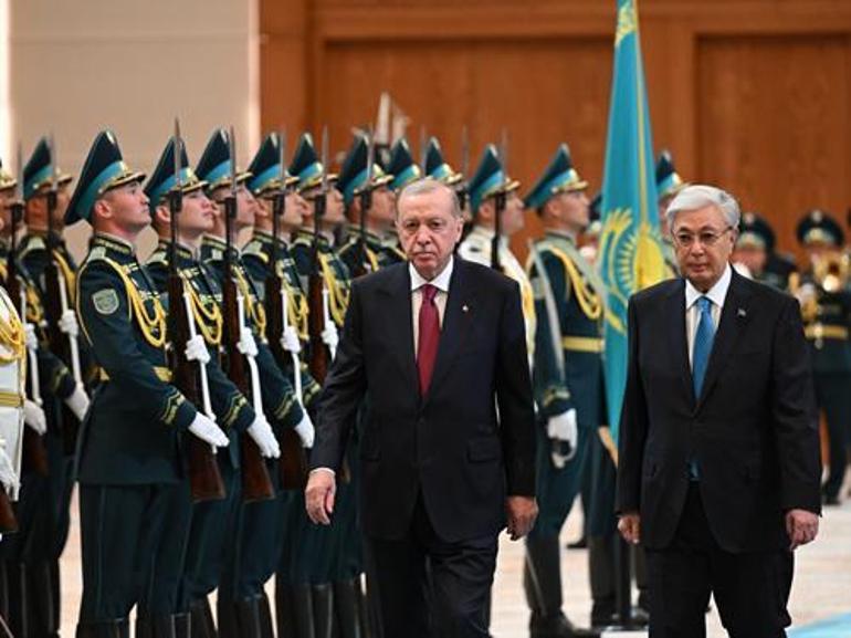 Cumhurbaşkanı Erdoğan, Kazakistan Cumhurbaşkanı Tokayev ile bir araya geldi