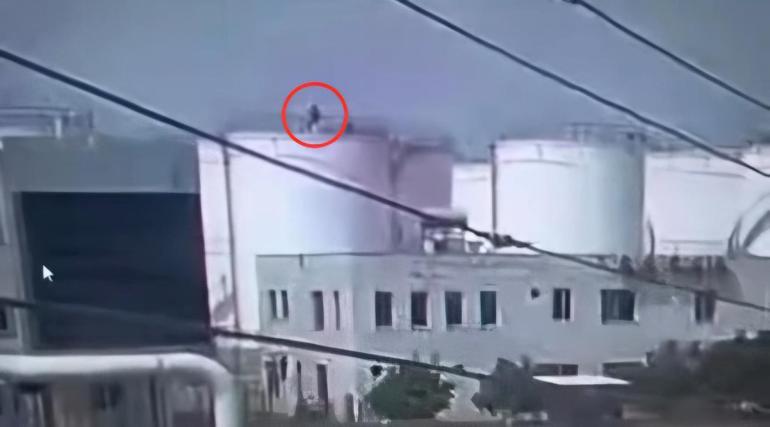 Mersinde akaryakıt tankında çıkan yangında ölen işçi toprağa verildi