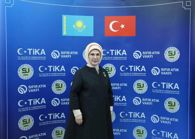 Emine Erdoğan, Kazakistanda Sıfır Atık Eğitim Laboratuvarının açılışını yaptı