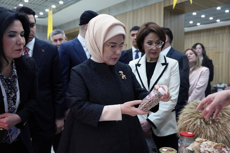 Emine Erdoğan, Kazakistanda Sıfır Atık Eğitim Laboratuvarının açılışını yaptı