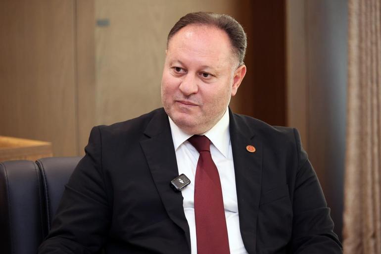 Cemil Çiçek’ten KKTCye ziyaret