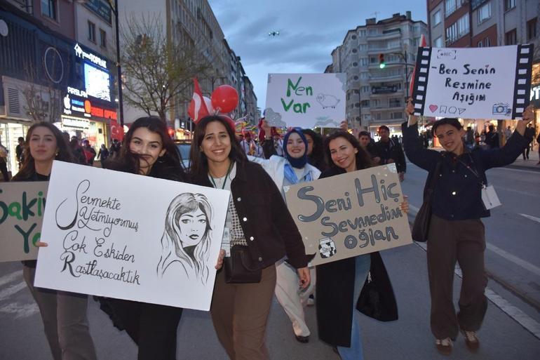 Sivasta 3üncü Uluslararası Film Festivali kortejle başladı
