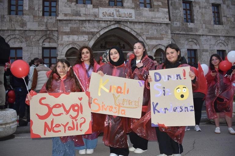 Sivasta 3üncü Uluslararası Film Festivali kortejle başladı