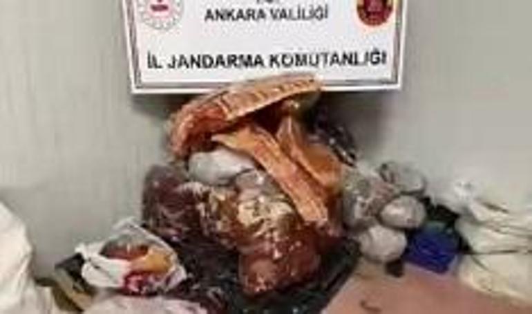 Ankarada sağlıksız koşullarda 40 ton et ele geçirildi; 2 gözaltı
