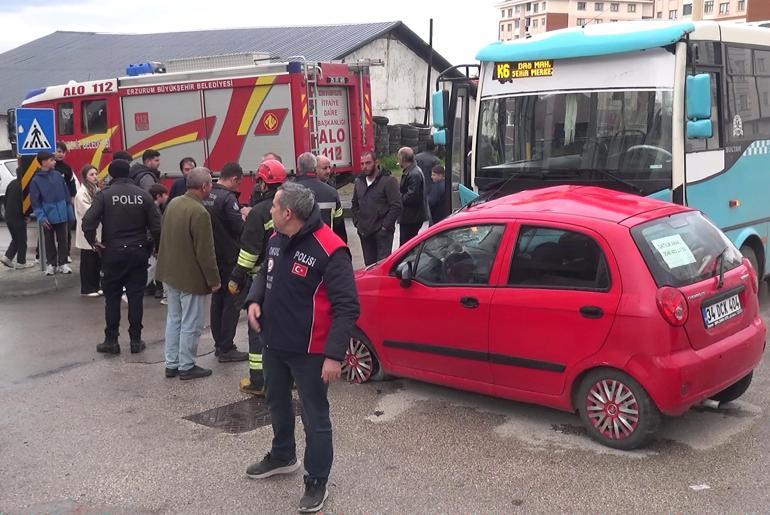 Erzurum’da halk otobüsü ile otomobil çarpıştı: 5 yaralı