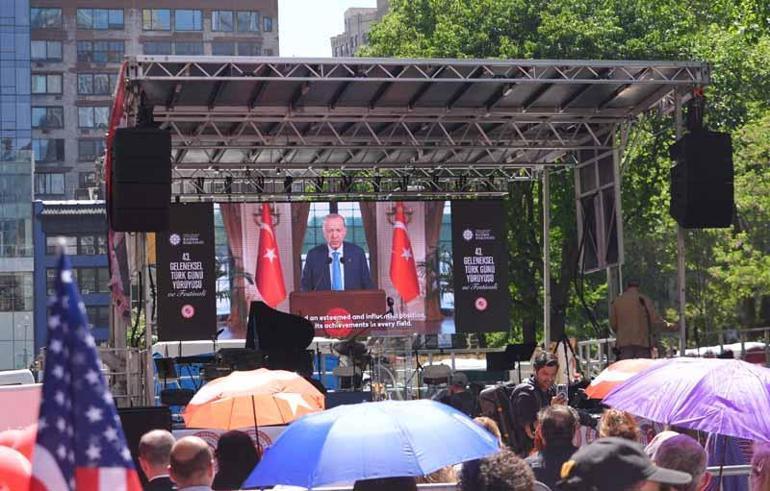 New Yorkta 43üncü Türk Günü Yürüyüşü coşkuyla kutlandı
