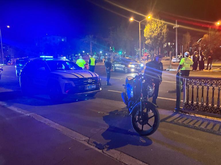 Kilis’te TIR ile motosiklet çarpıştı; 2 yaralı