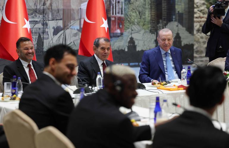Cumhurbaşkanı Erdoğan, Süper Lig şampiyonu Galatasaray’ı kabul etti
