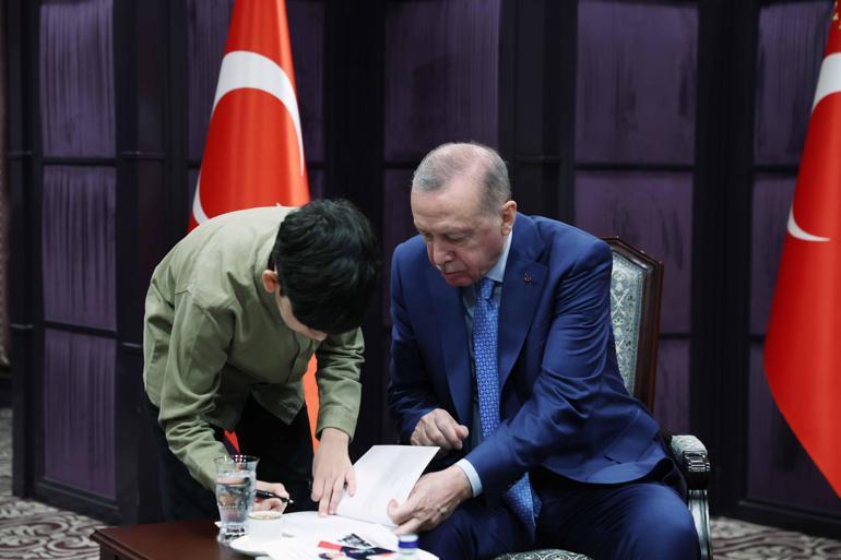 Cumhurbaşkanı Erdoğan, Gazzeli Ebu Cezer ve ailesini kabul etti