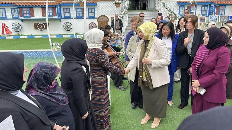 AK Parti’li Ercan, Kütahya’da kadınlarla bir araya geldi