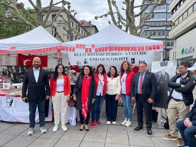Stuttgart’ta ‘Tarihi Türk Günleri’ ve 19 Mayıs coşkusu