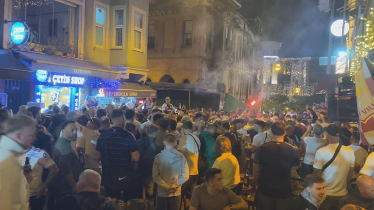 Avrupa Ligi Finali öncesi İstanbula gelen İngiliz taraftarlar Taksimde toplandı