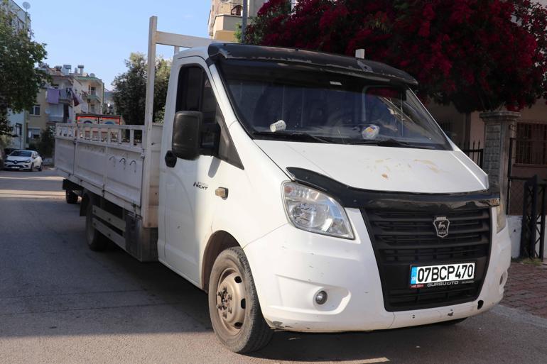 Aldığı oto çekiciyi kamyonete çevirmek istedi, ruhsatın sahte olduğunu öğrendi