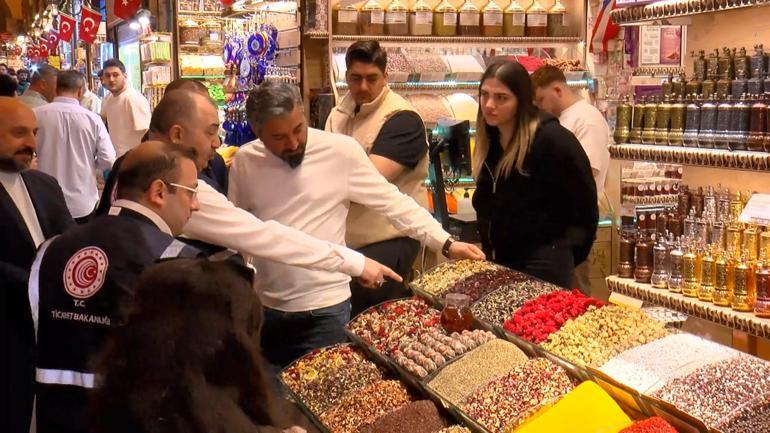 Kurban Bayram öncesi Mısır Çarşısında fahiş fiyat denetimi